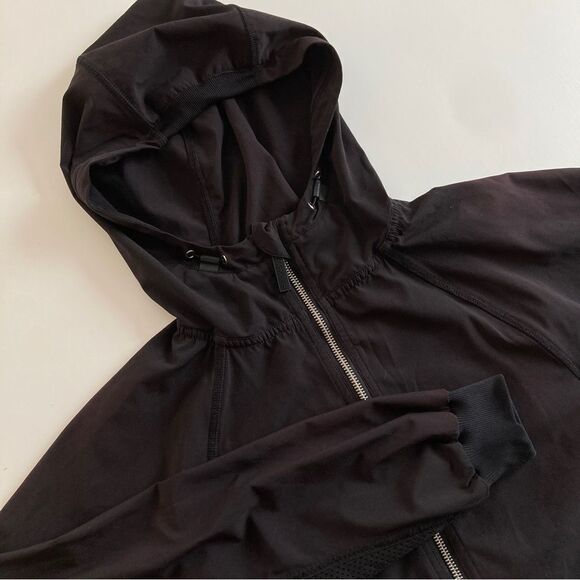 Calvin Klein Performance Jacket* - Picture 1 of 14